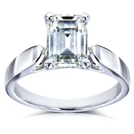 1.05 Carat Emerald Moissanite Simple Solitaire Ring