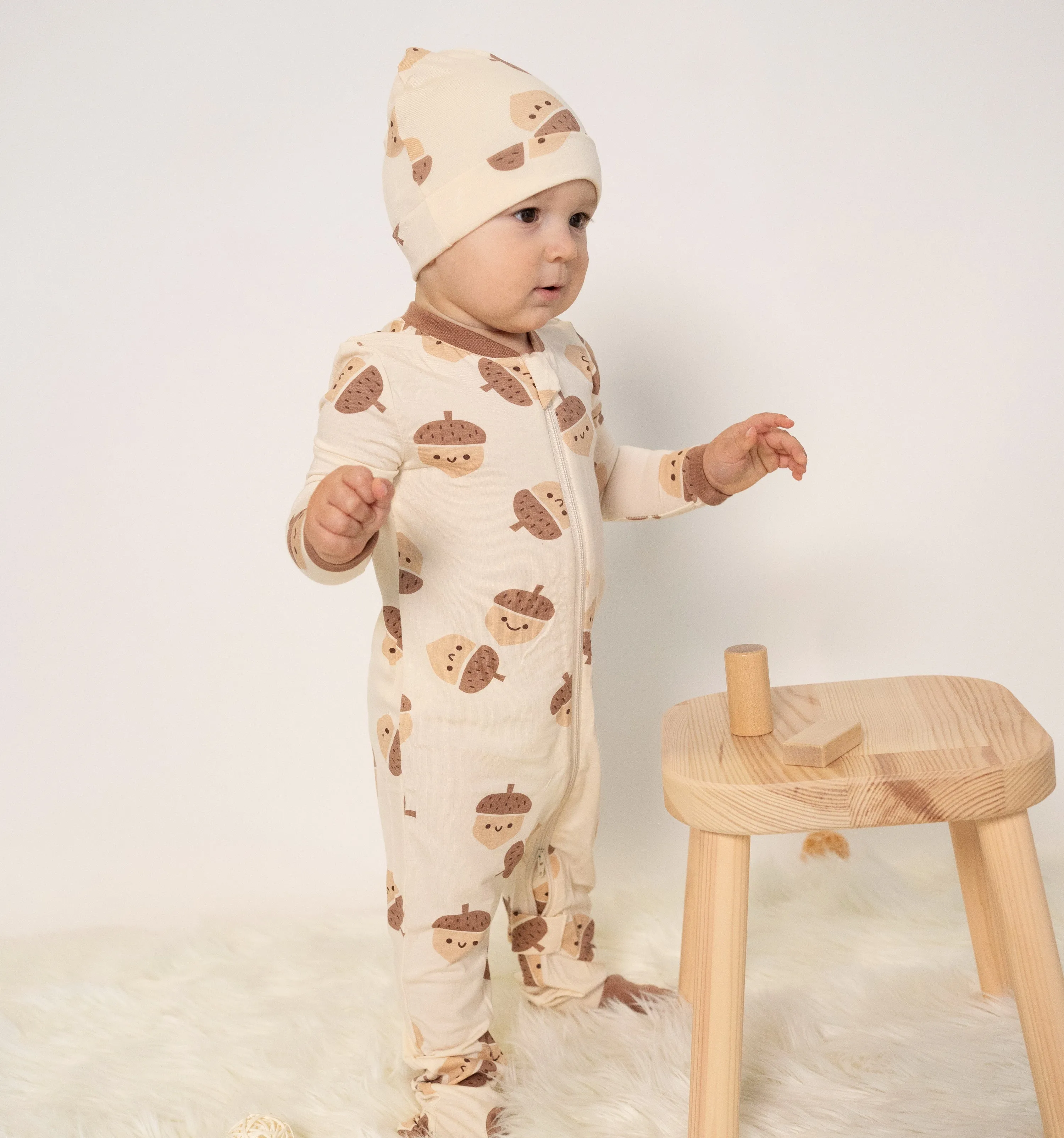 Bamboo Footies with Two Way Zipper (Acorn Pals Print)