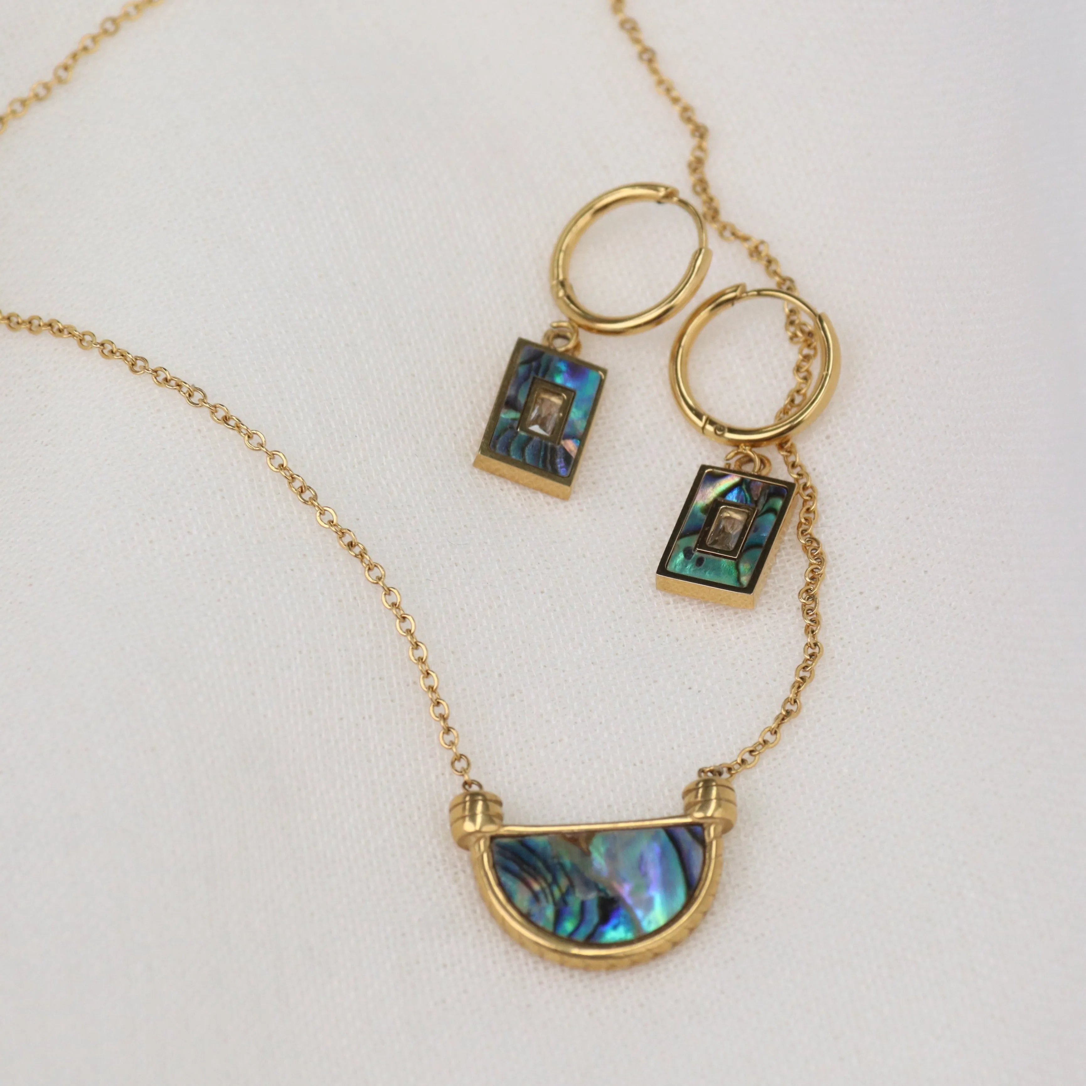 Bintan | Abalone Enamel Shell Gold Plated Necklace