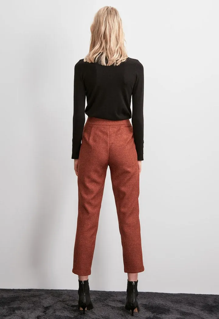 Brick Pocket Detailed Trouser