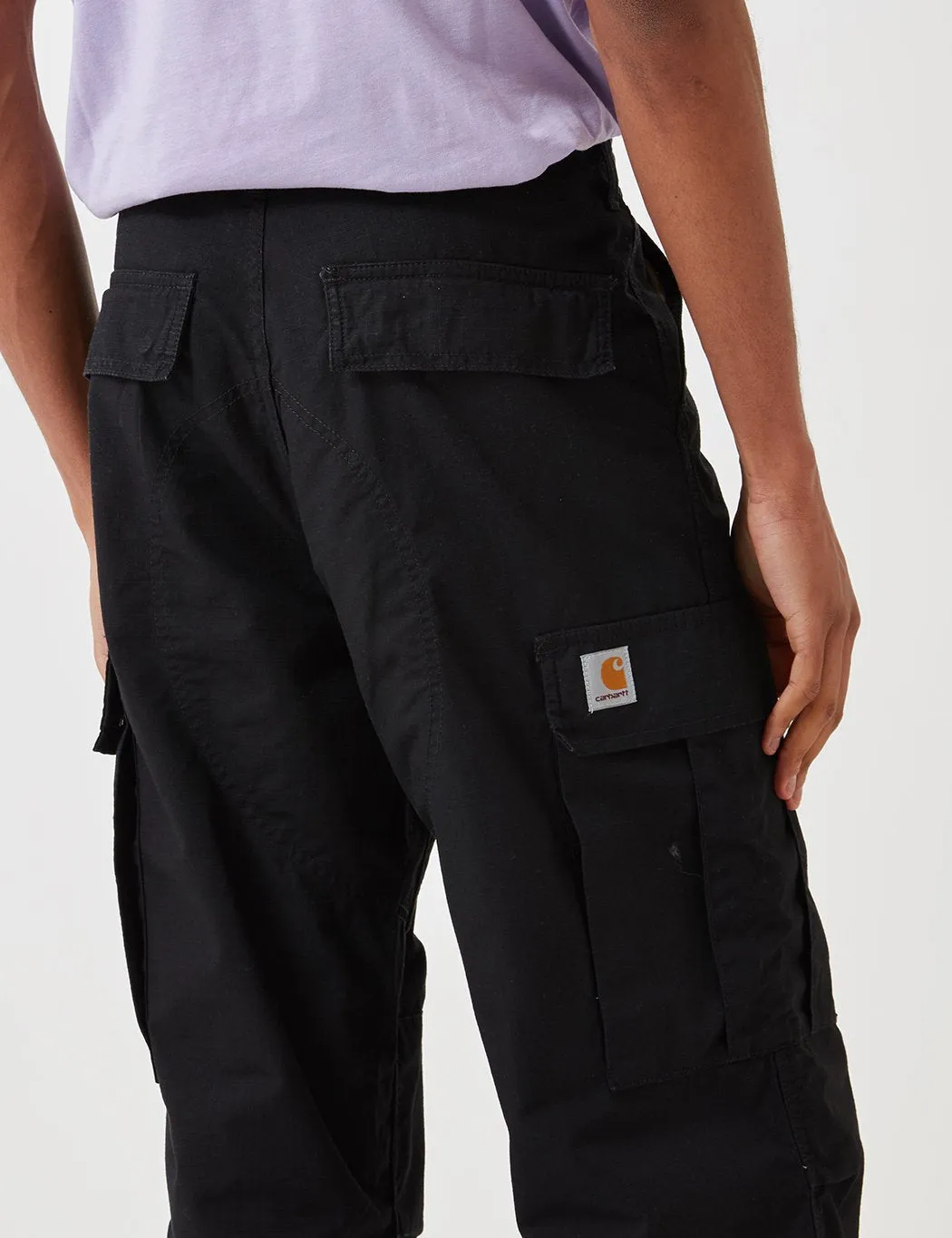 Carhartt-WIP Cargo Pants (Relaxed Fit) - Black