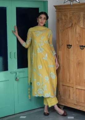 Daffodil Applique Kurta Set