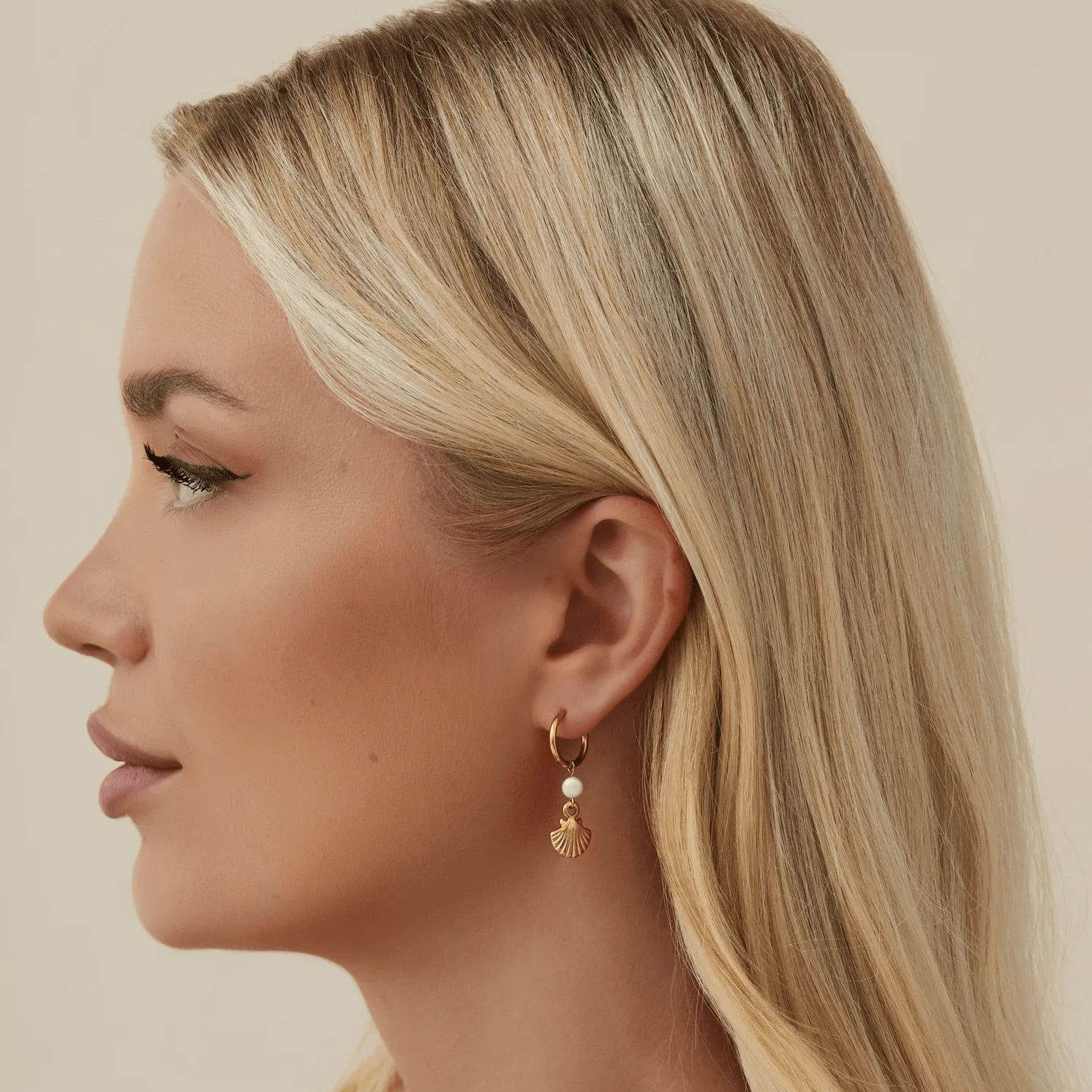 Dory Pearl Hoop Earrings