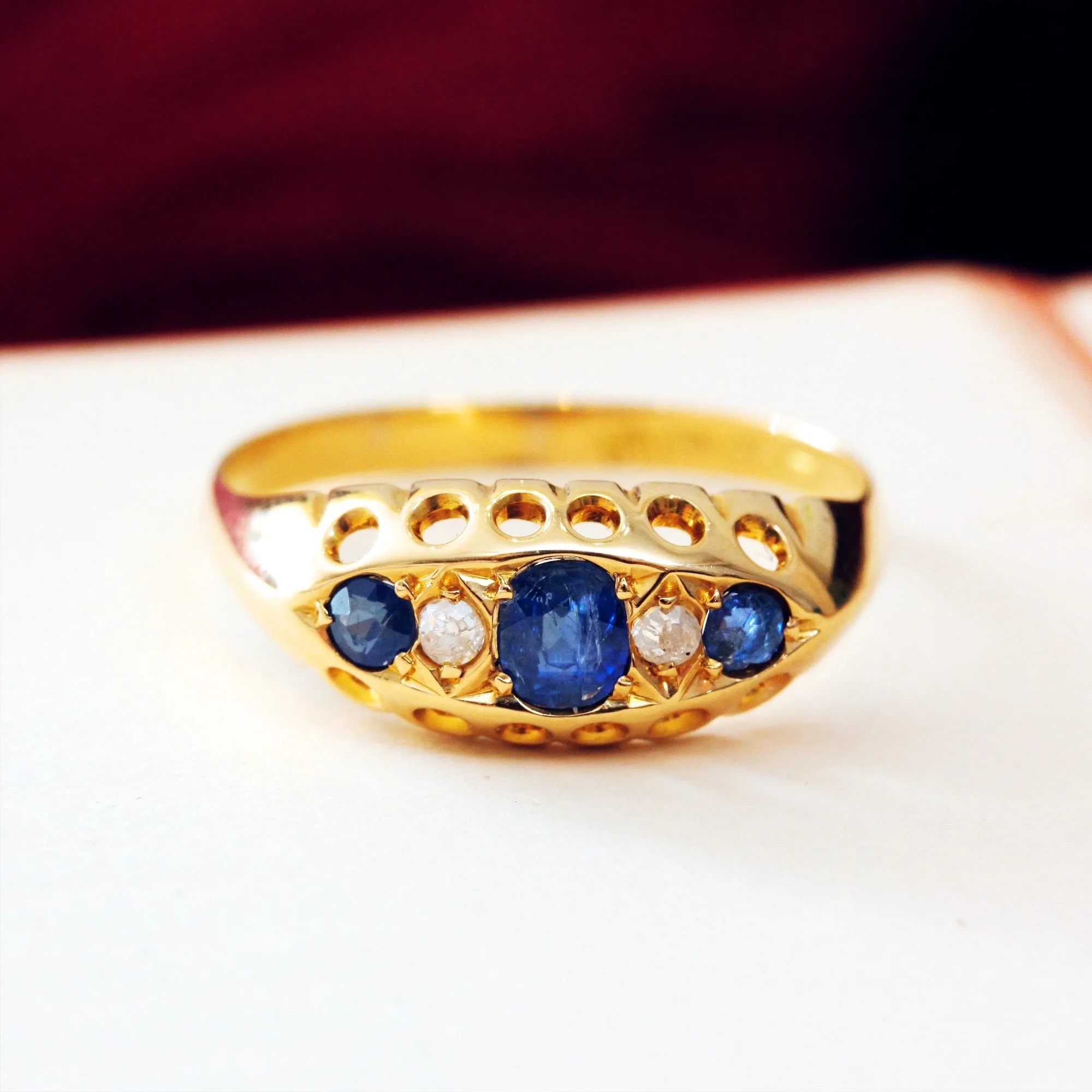 Edwardian Date 1916 Sapphire & Diamond Ring