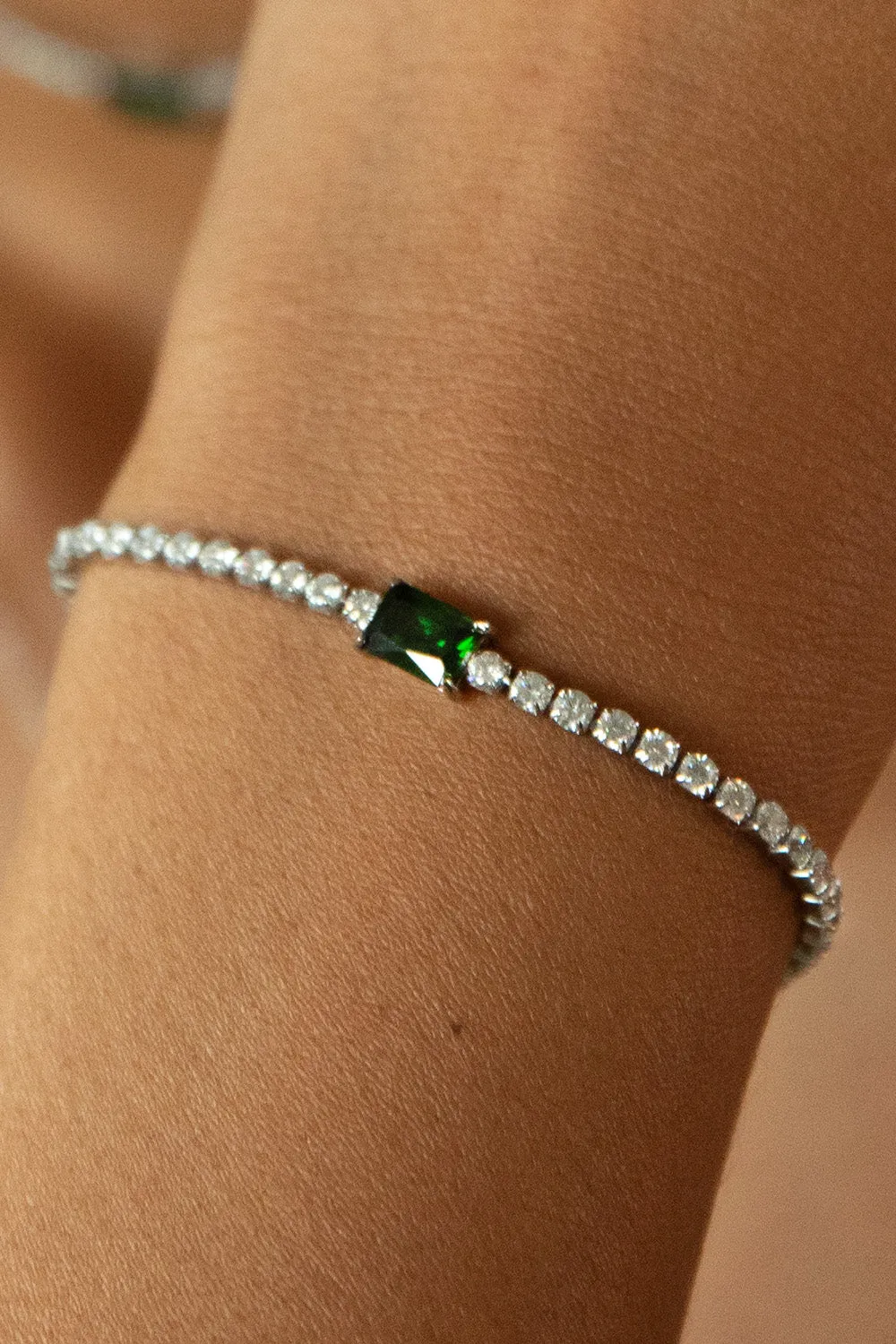 Emerald Curb Bracelet Green Silver