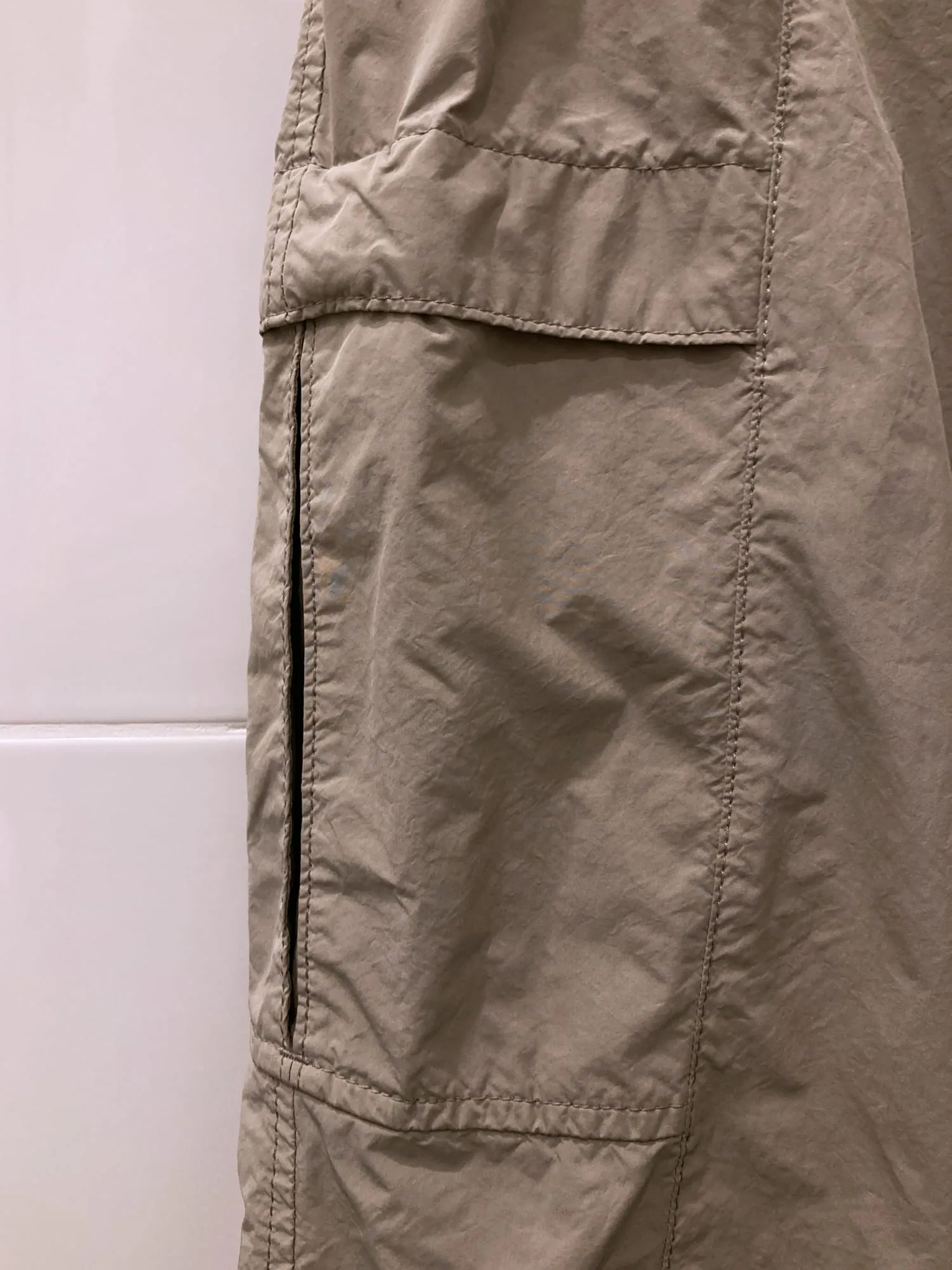 Issey Miyake Men spring 2012 beige polyester nylon slim cargo pants - size 2 S M