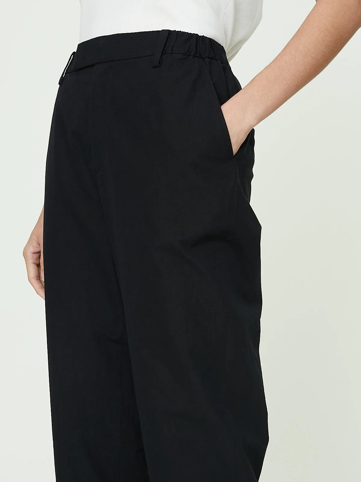 Loose Easy Tapered Pants in Black