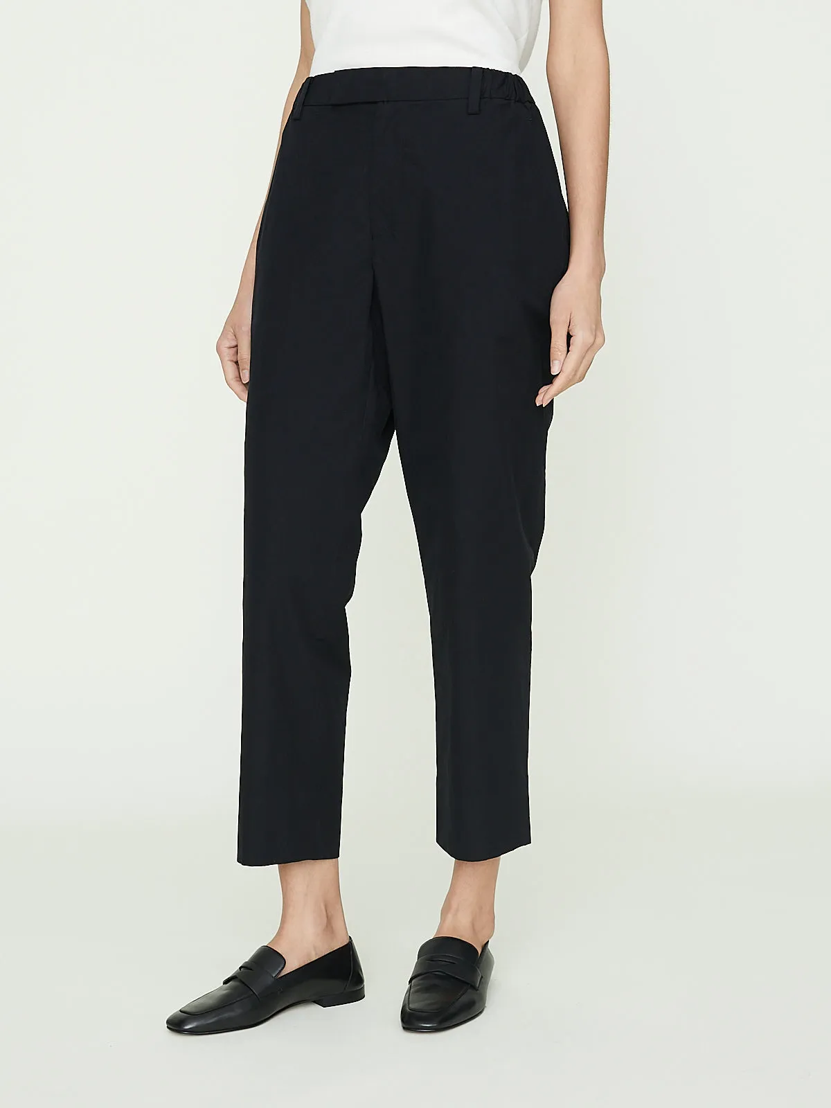 Loose Easy Tapered Pants in Black