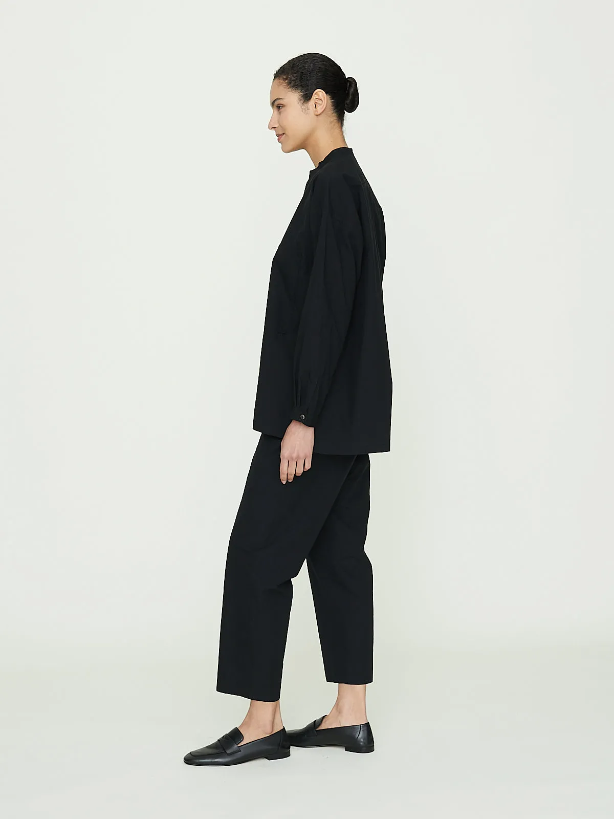 Loose Easy Tapered Pants in Black