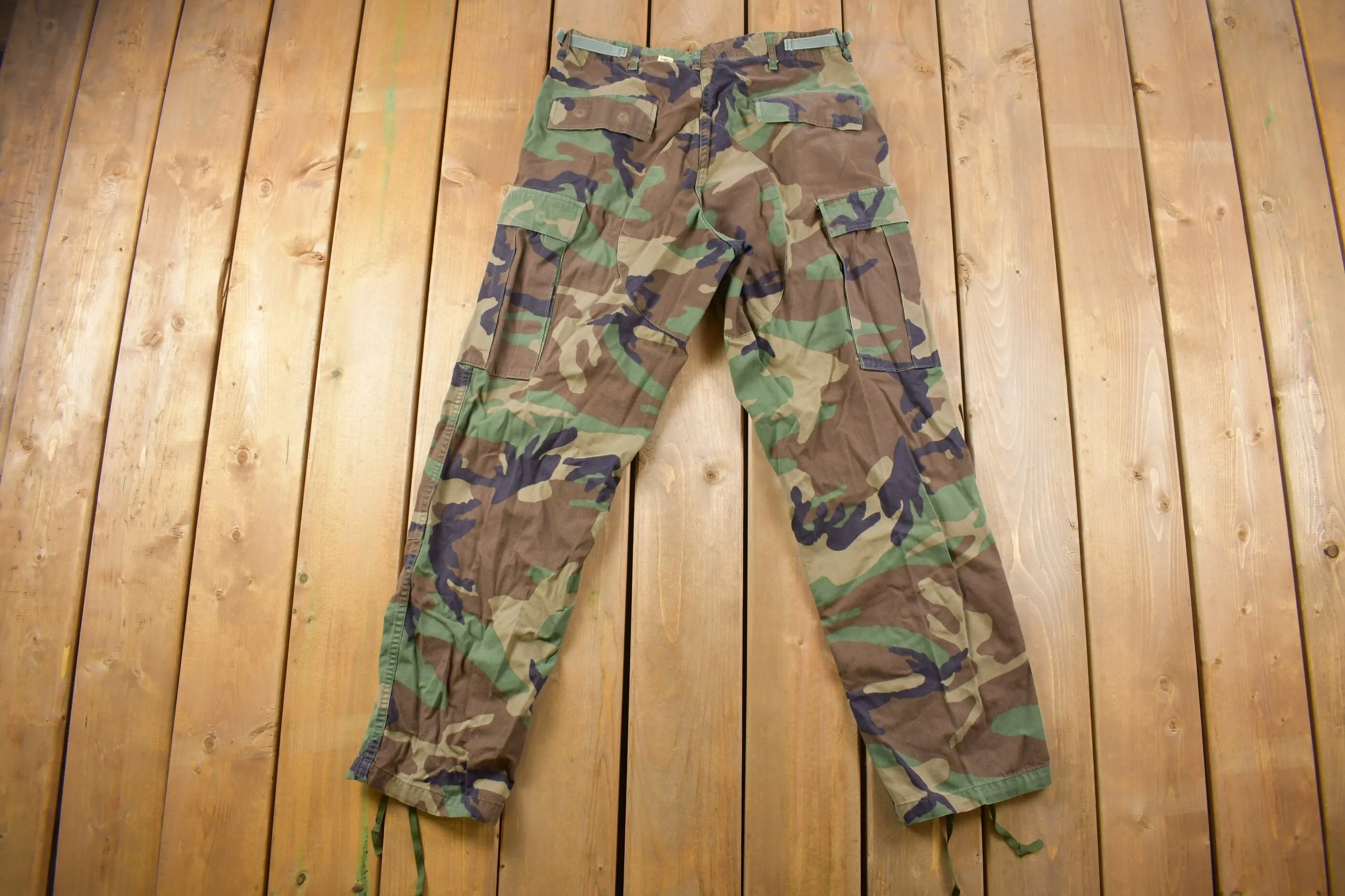 Vintage 2001 US Army Military Camouflage Cargo Pants Size 32 x 32