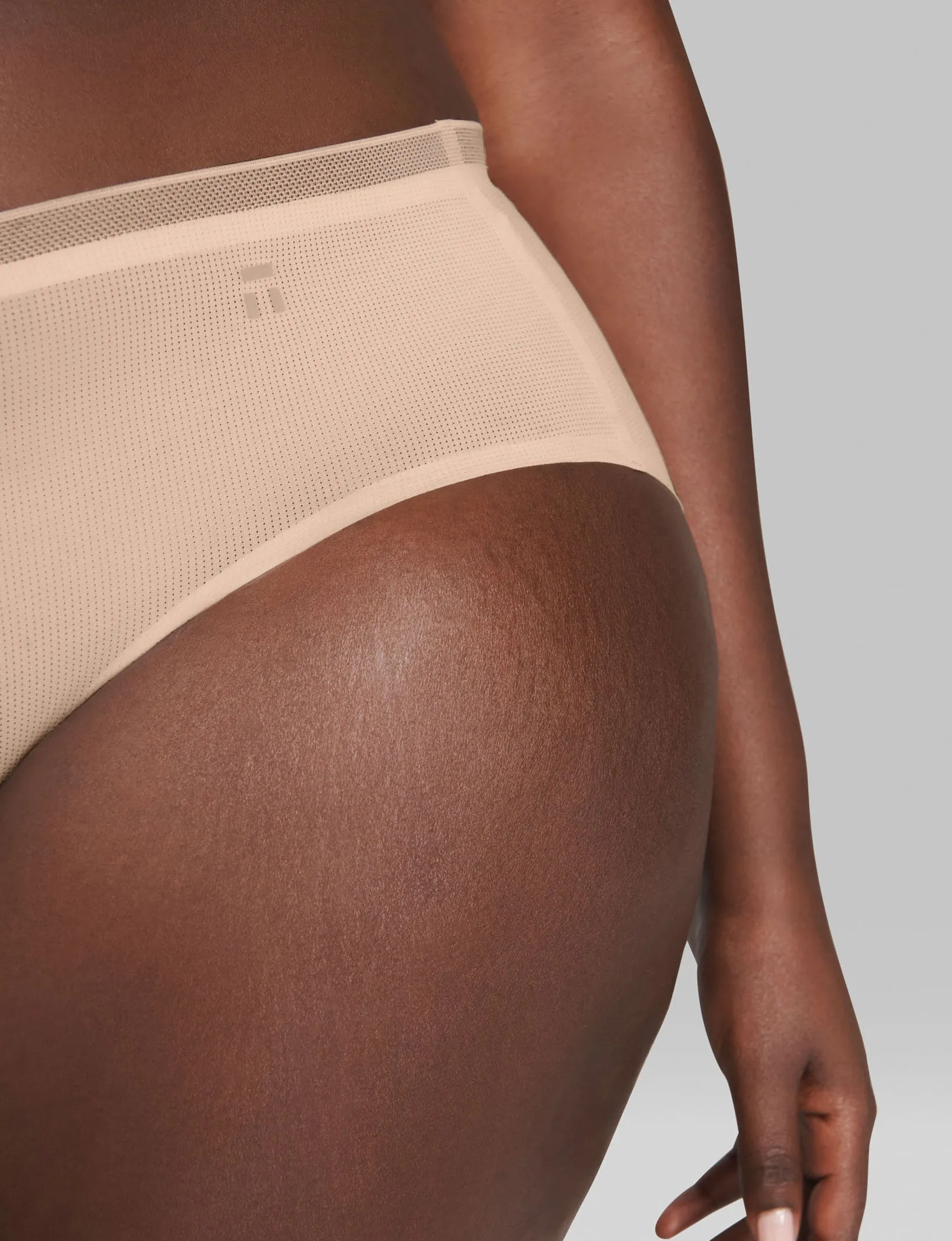 Women's Air Brief