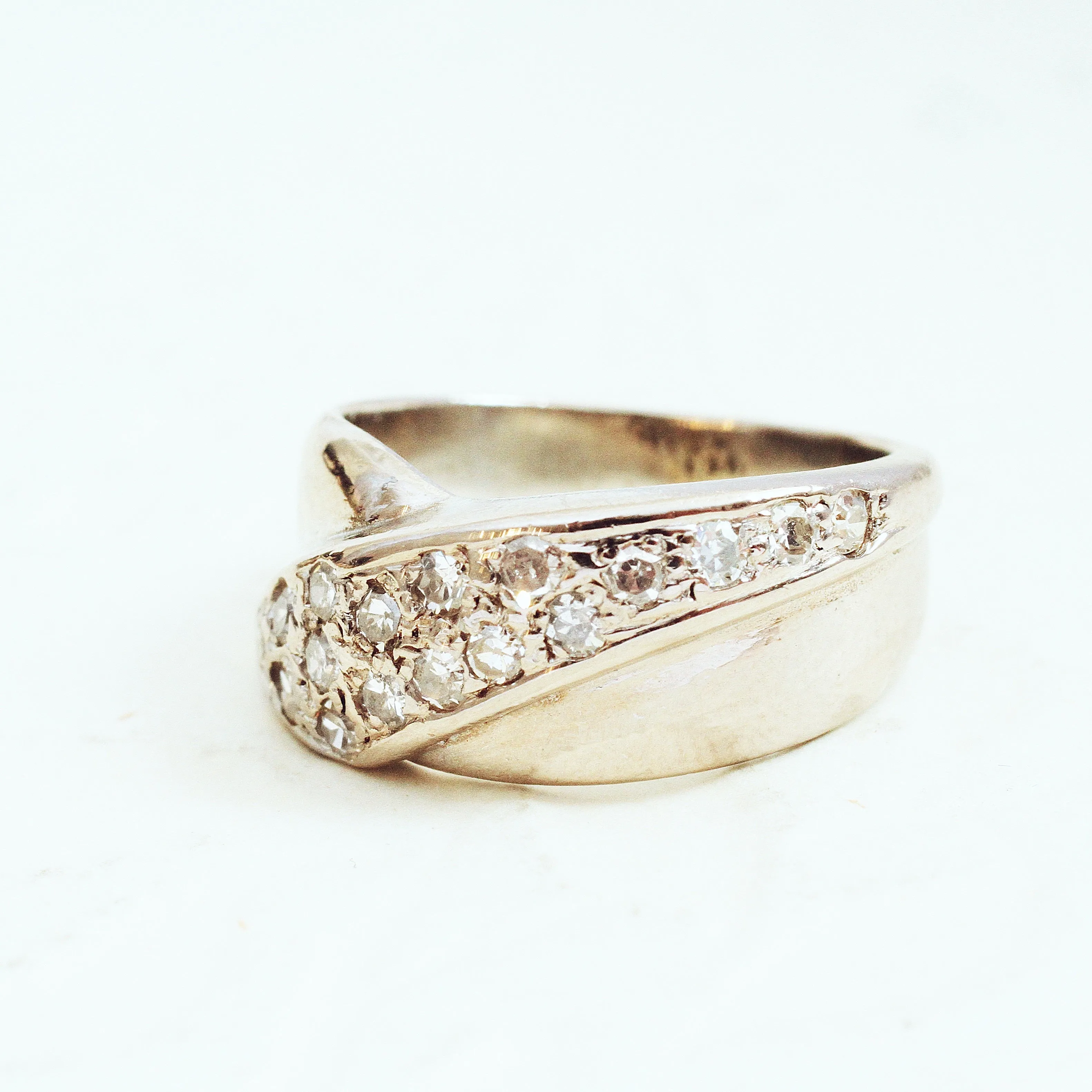 'WOW' Vintage 1980's Platinum and Diamond Ring